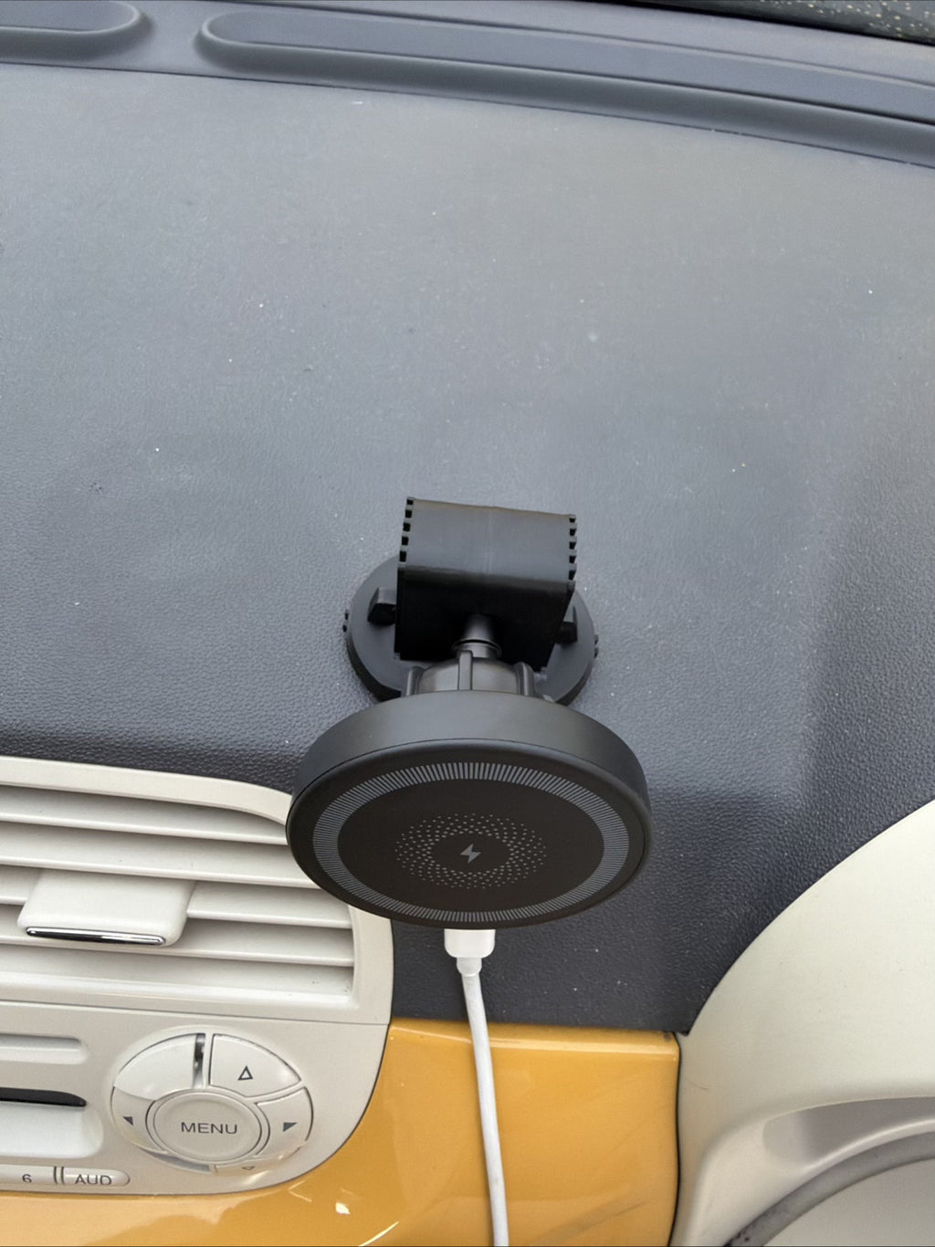 Fiat / Abarth 500 - Wireless Phone Holder Charger 68R Mount - Aluminium Head